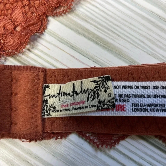 Intimately Free People burnt orange lace bralette Womens size extra small - Picture 4 of 5